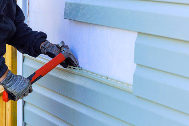 Reliable Siding Repair contractor in Lenoir, NC by Creative Siding