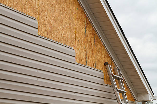 24/7 Emergency Siding Repair experts in Lenoir, NC